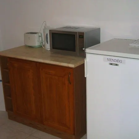Peregrinus Vendeghaz Guest house Eger