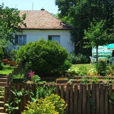 Peregrinus Vendeghaz Гостевой дом